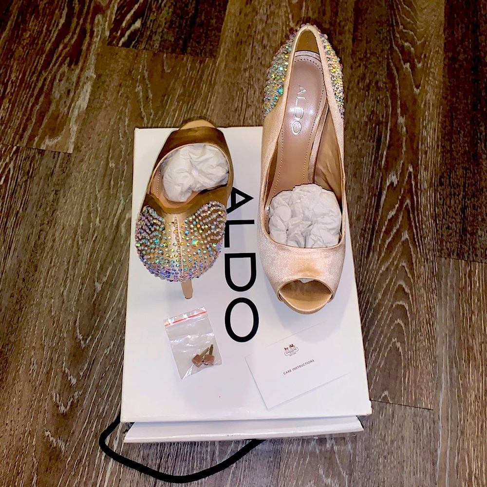 Vodicka Aldo Champagne Multi Metallic Heels